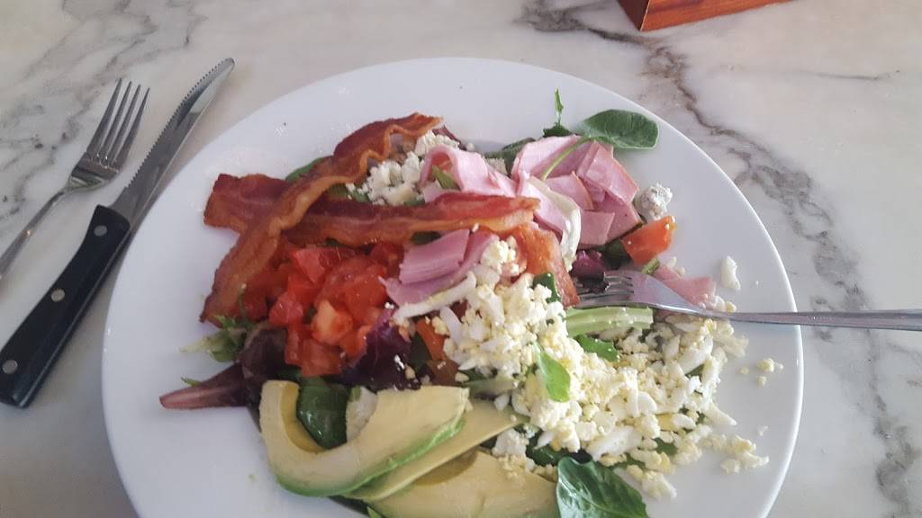 VZDs Restaurant & Bar | restaurant | 4200 N Western Ave, Oklahoma City, OK 73118, USA | 4056023006 OR +1 405-602-3006