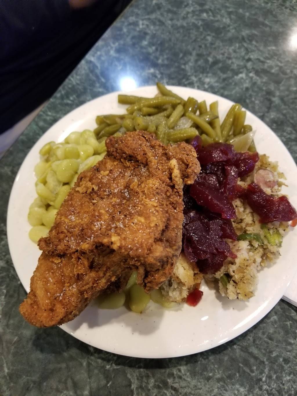 Golden Palace Chinese buffet Restaurant | restaurant | 625 MS-35, Carthage, MS 39051, USA | 6012675555 OR +1 601-267-5555