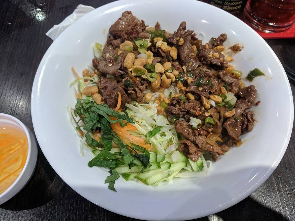 Phở ~ Excellent | restaurant | 1120 Main St W, Hamilton, ON L8S 1X1, Canada | 2893890835 OR +1 289-389-0835