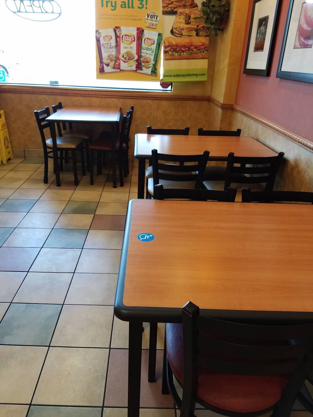 Subway | restaurant | 1080 W F St E, Oakdale, CA 95361, USA | 2098481990 OR +1 209-848-1990