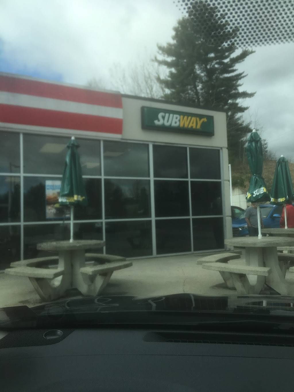 Subway Restaurants | restaurant | 500 NH-3A, Bow, NH 03304, USA | 6032281406 OR +1 603-228-1406