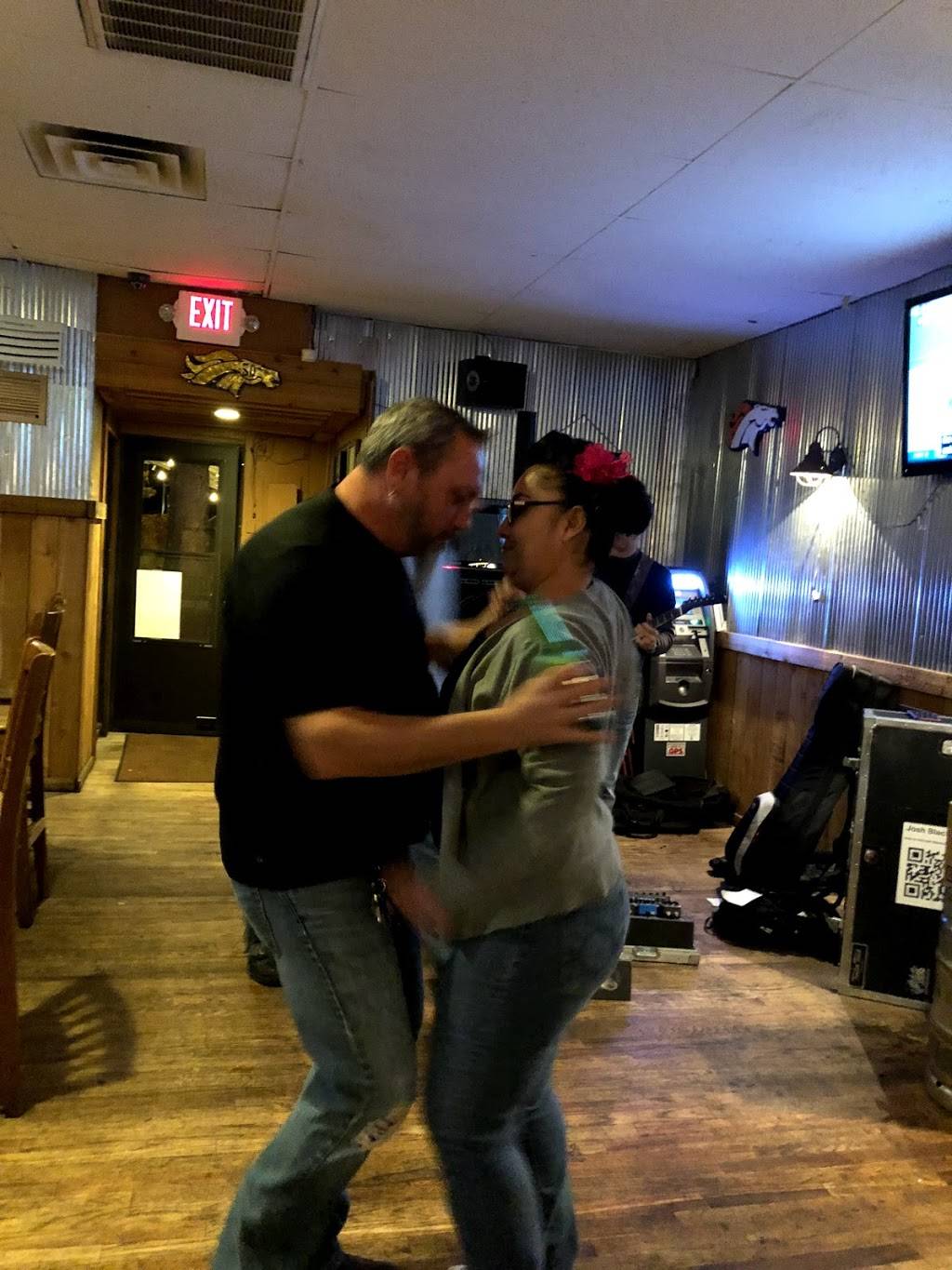 Cassidys Sports Grill | restaurant | 15 S Parish Ave, Johnstown, CO 80534, USA | 9705877744 OR +1 970-587-7744