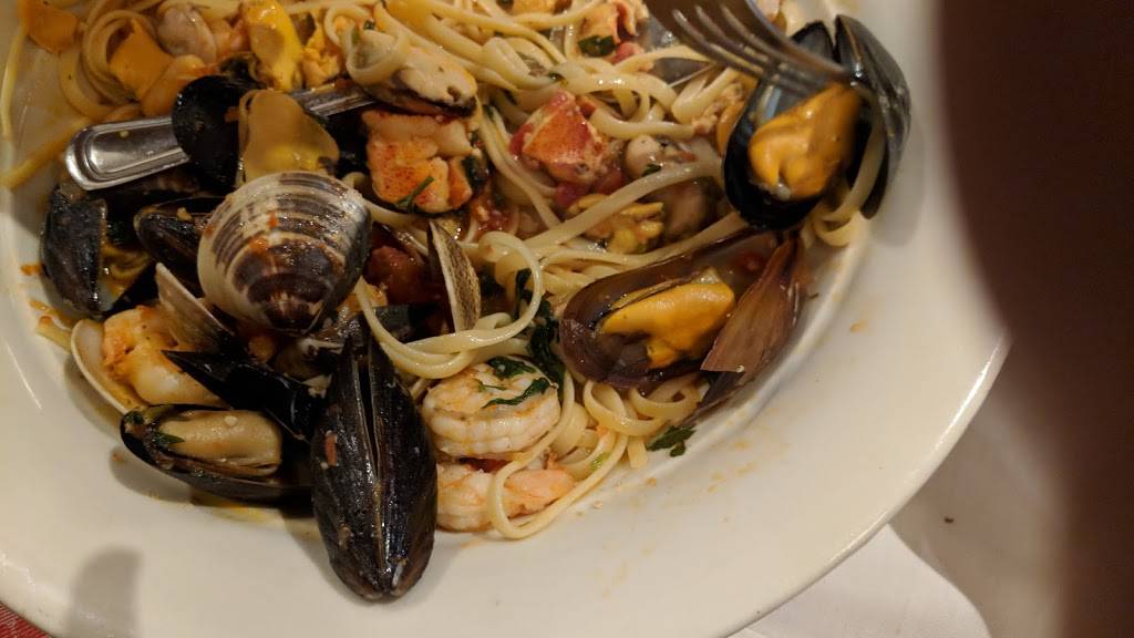 Maggianos Little Italy | restaurant | 4400 Ashford Dunwoody Rd, Dunwoody, GA 30346, USA | 7708043313 OR +1 770-804-3313