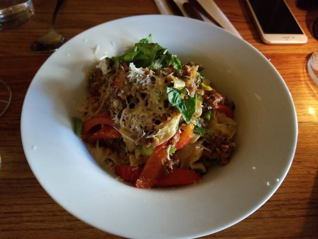 Lemon Bistro | restaurant | 76 Main St N, Markham, ON L3P 1X5, Canada | 9052098513 OR +1 905-209-8513