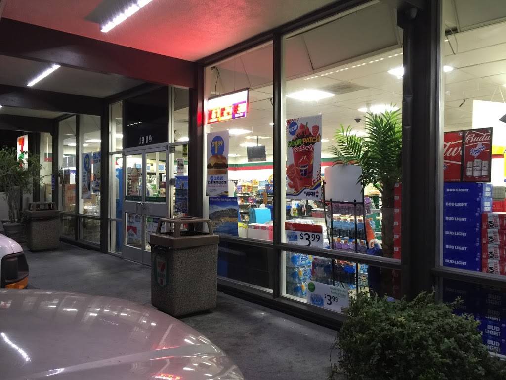 7-Eleven | bakery | 1909 Cliff Dr, Santa Barbara, CA 93109, USA | 8059657415 OR +1 805-965-7415