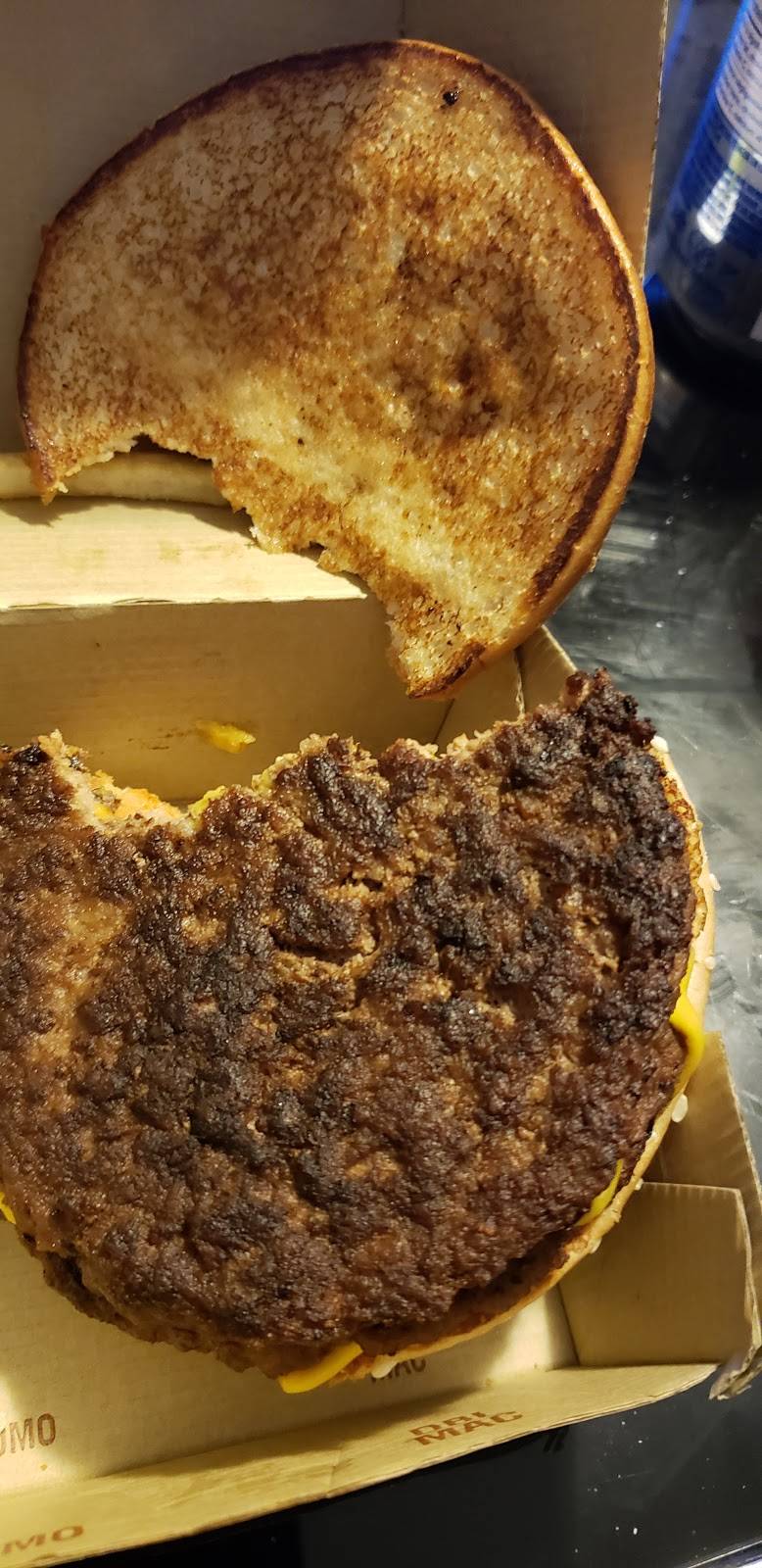 McDonalds | cafe | 229 Earl Stewart Dr, Aurora, ON L4G 6V5, Canada | 9058414363 OR +1 905-841-4363