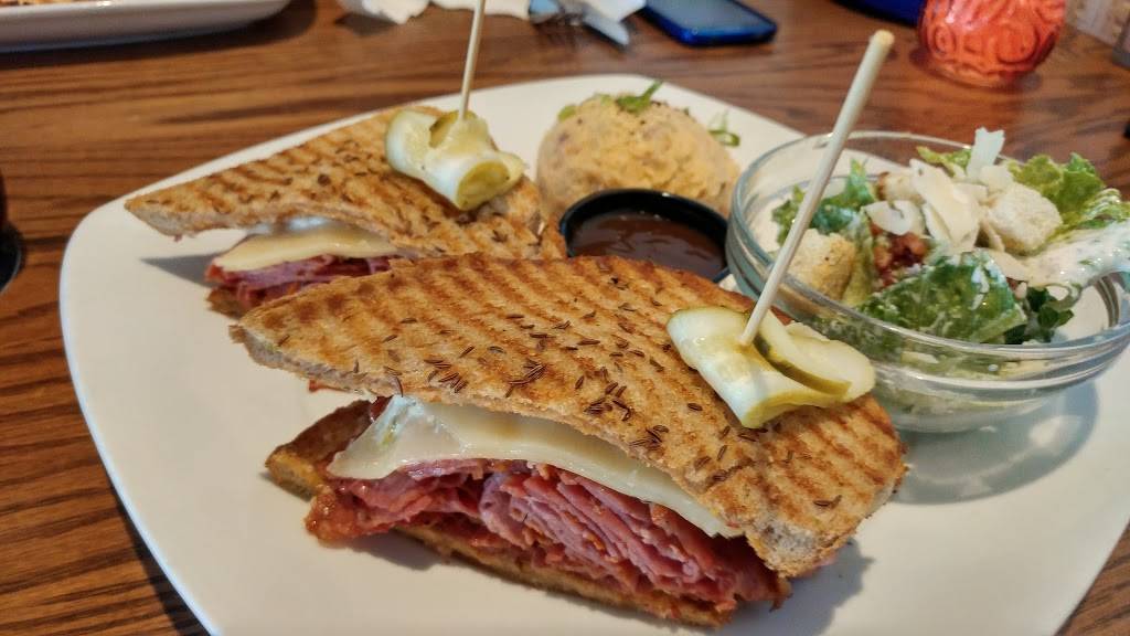 State & Main Kitchen & Bar | restaurant | 589 Fairway Rd S, Kitchener, ON N2C 1X4, Canada | 5199546200 OR +1 519-954-6200