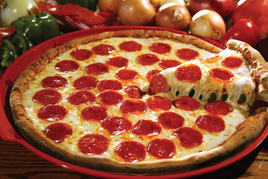 Maka Mia Pizza Subs and Pub | restaurant | 113 North Court Street, Ripley, WV 25271, USA | 3043727827 OR +1 304-372-7827