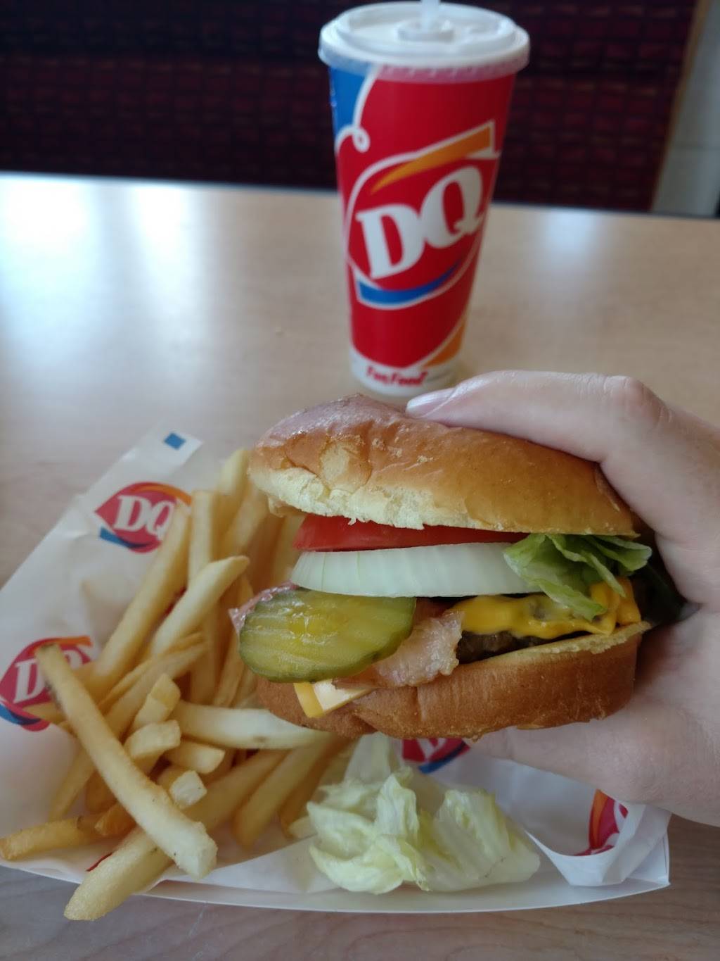 Dairy Queen Grill & Chill | restaurant | 1419 NE Pine Island Rd, Cape Coral, FL 33909, USA | 2395748239 OR +1 239-574-8239