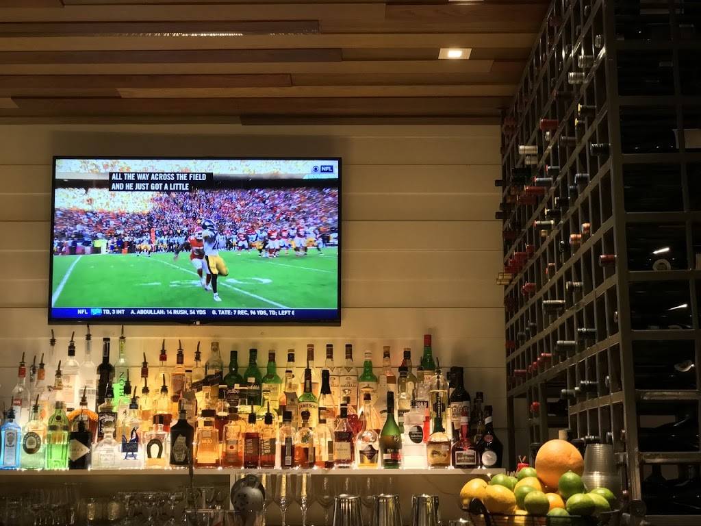 Crossroads Chapel Hill | restaurant | 211 Pittsboro St, Chapel Hill, NC 27516, USA | 9199182777 OR +1 919-918-2777