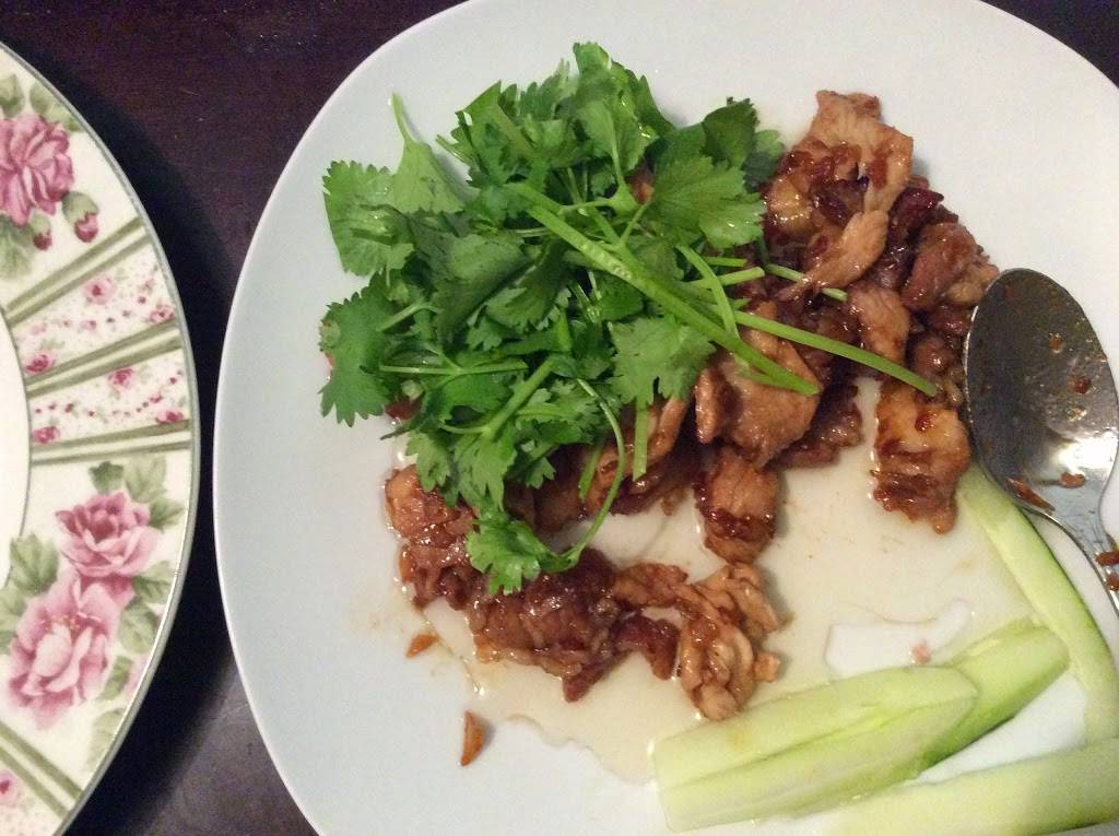 Ruthais Thai Kitchen | restaurant | 3164 Linwood Ave, Cincinnati, OH 45208, USA | 5138717687 OR +1 513-871-7687