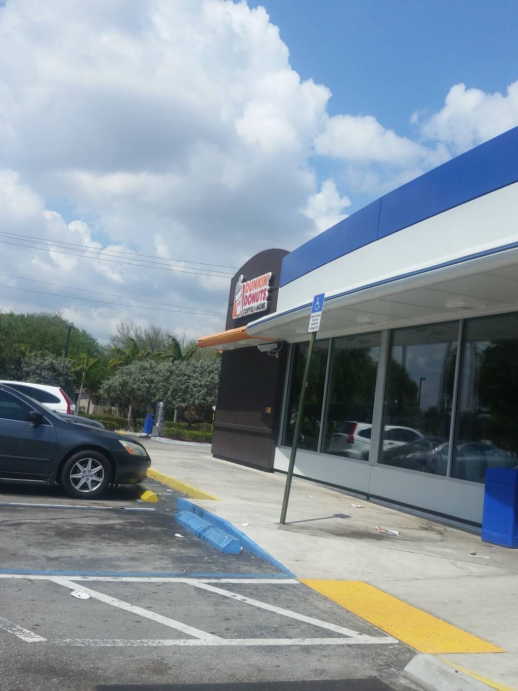 Dunkin | bakery | 2547 Sheridan St, Hollywood, FL 33020, USA | 9549275140 OR +1 954-927-5140