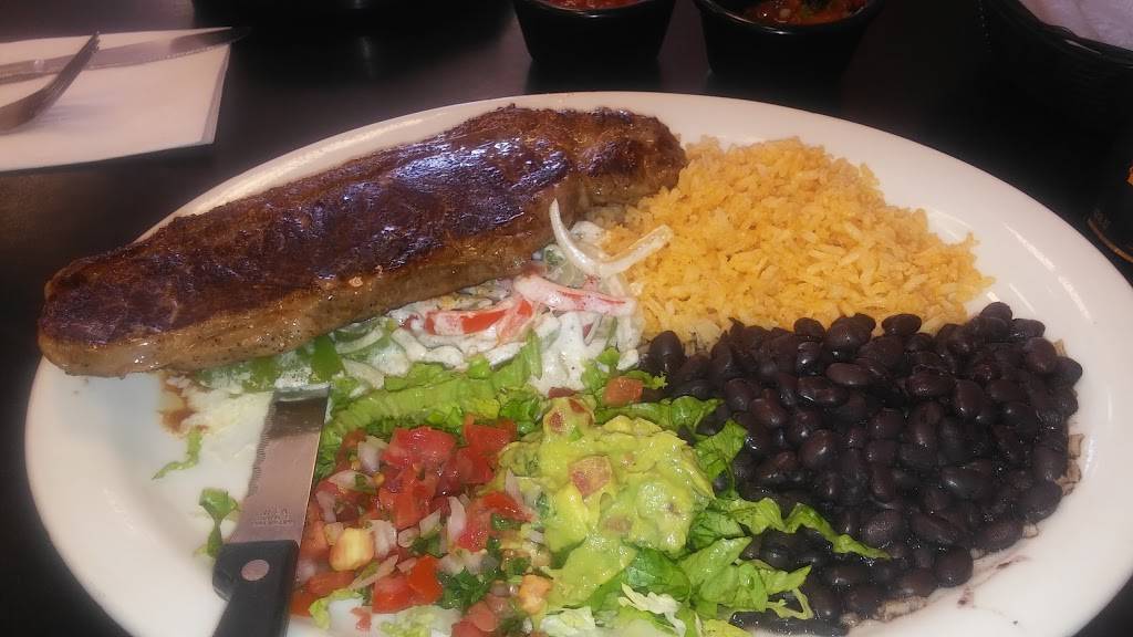 El Gallo Taqueria | restaurant | 1367 N McDowell Blvd # 140, Petaluma, CA 94954, USA | 7077637111 OR +1 707-763-7111