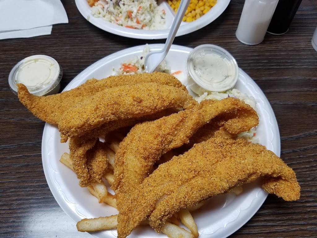 Le Cafe | cafe | 124 Rees St, Breaux Bridge, LA 70517, USA | 3373322500 OR +1 337-332-2500