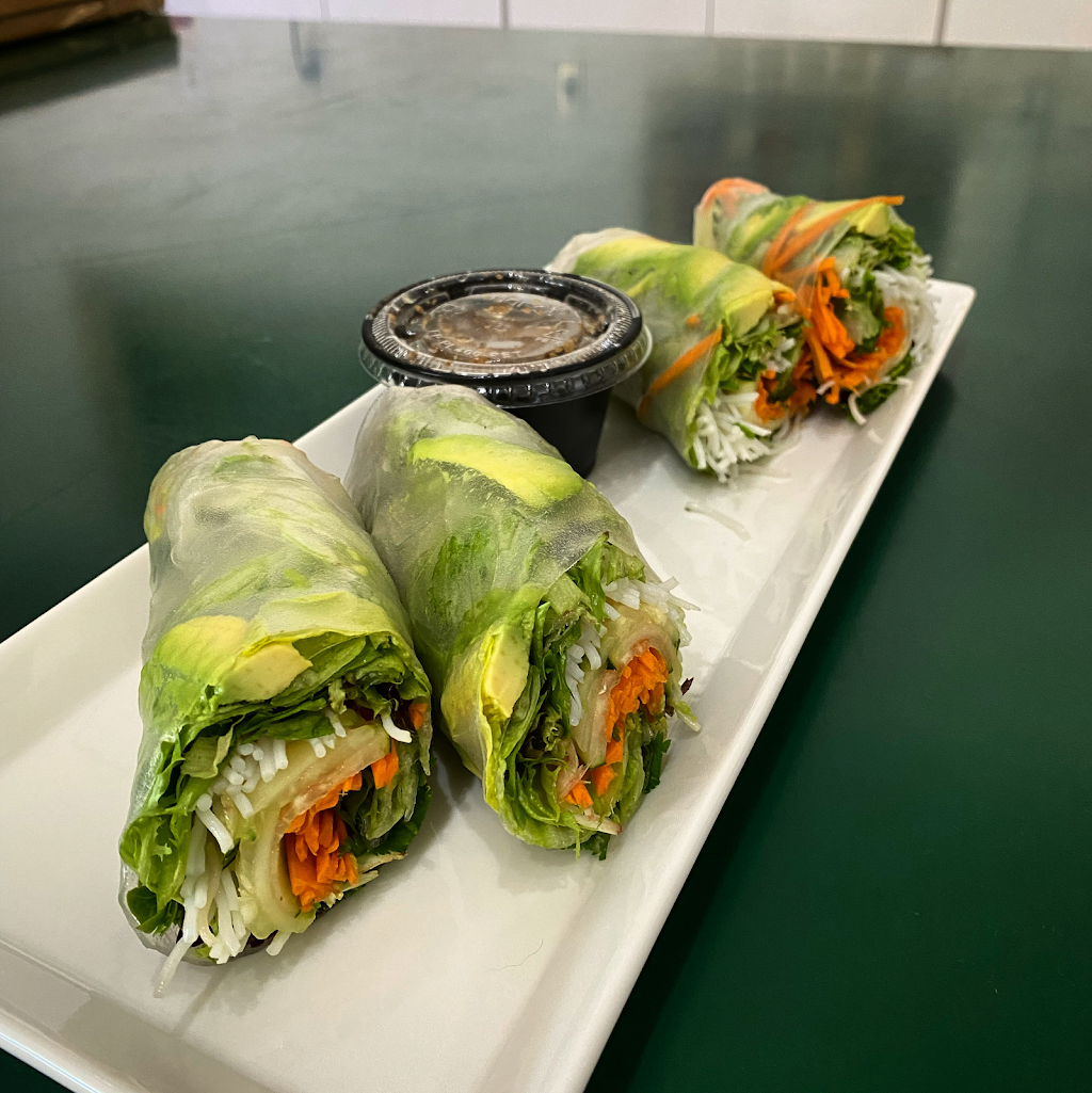 Dahvi’s Kitchen | restaurant | 349 S Main St, Willits, CA 95490, USA | 7073546777 OR +1 707-354-6777