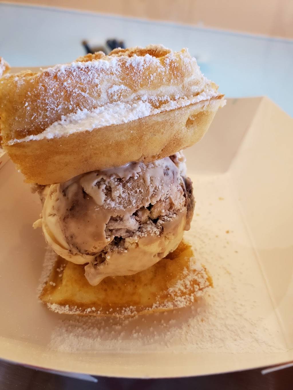 Boardwalk Waffles & Ice Cream | restaurant | 7326B Manchester Rd, Maplewood, MO 63143, USA | 3144491209 OR +1 314-449-1209