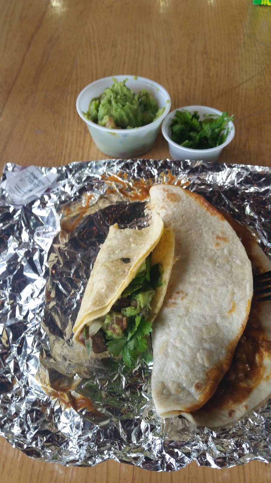 Taco Cabana | restaurant | 2347 E Southcross, San Antonio, TX 78223, USA | 2105322422 OR +1 210-532-2422