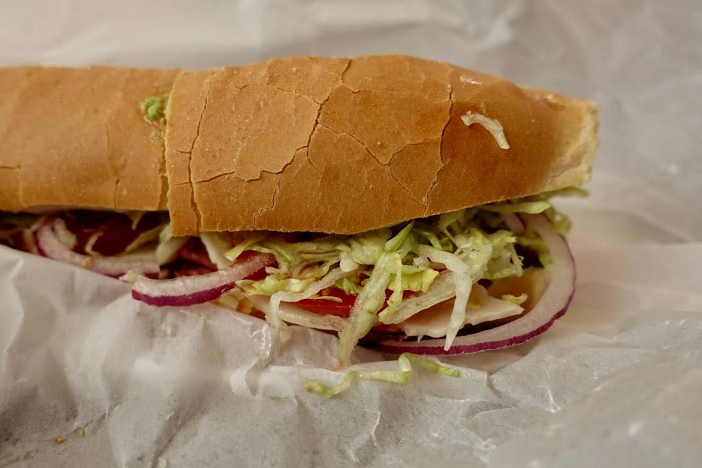 Criccas Italian Deli | restaurant | 4876 Topanga Canyon Blvd, Woodland Hills, CA 91364, USA | 8183400515 OR +1 818-340-0515