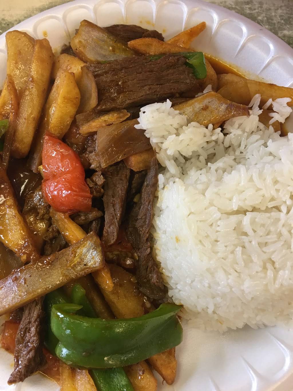 Sofias Pupuseria | restaurant | 3610 Columbia Pike, Arlington, VA 22204, USA | 7037460355 OR +1 703-746-0355