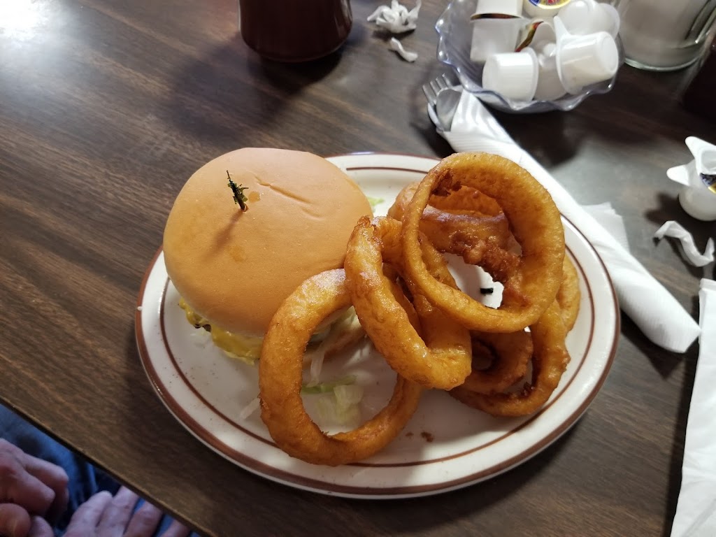 Bob & Earls Cafe | restaurant | 1118 Robinson Ave, Trinidad, CO 81082, USA | 7198460144 OR +1 719-846-0144