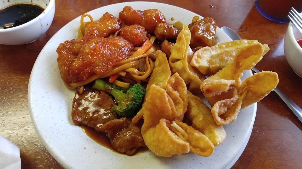 Lucky Garden Chinese (NO BUFFET) | meal delivery | 32663 W 83rd St, De Soto, KS 66018, USA | 9135851916 OR +1 913-585-1916