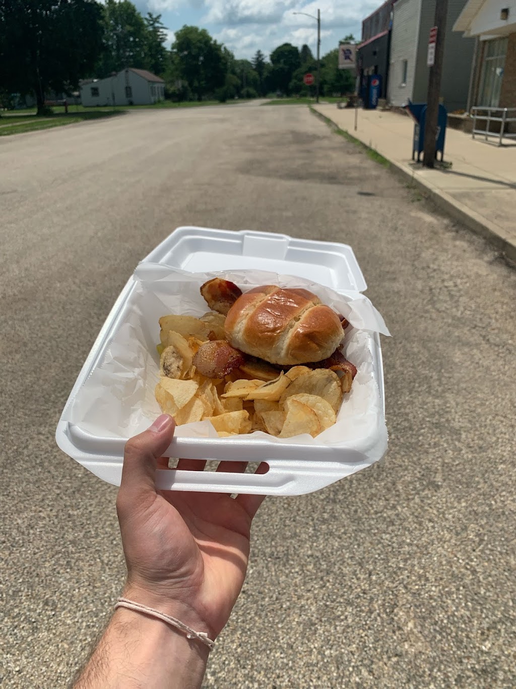 Ljs Garden Cafe | cafe | 114 N Chicago St, Magnolia, IL 61336, USA | 8158693600 OR +1 815-869-3600