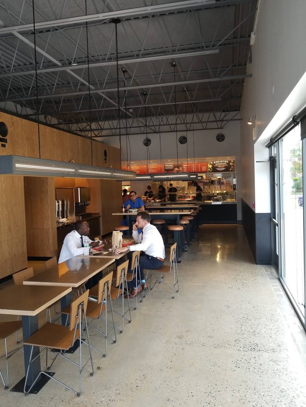 Chipotle Mexican Grill | restaurant | 2312 Hempstead Turnpike, East Meadow, NY 11554, USA | 5167960460 OR +1 516-796-0460