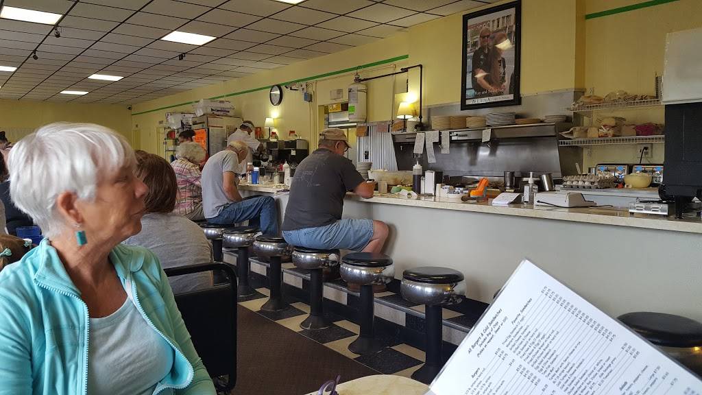 Sweet Sues Country Diner | restaurant | 2148 NY-5, Stanley, NY 14561, USA | 5855265482 OR +1 585-526-5482