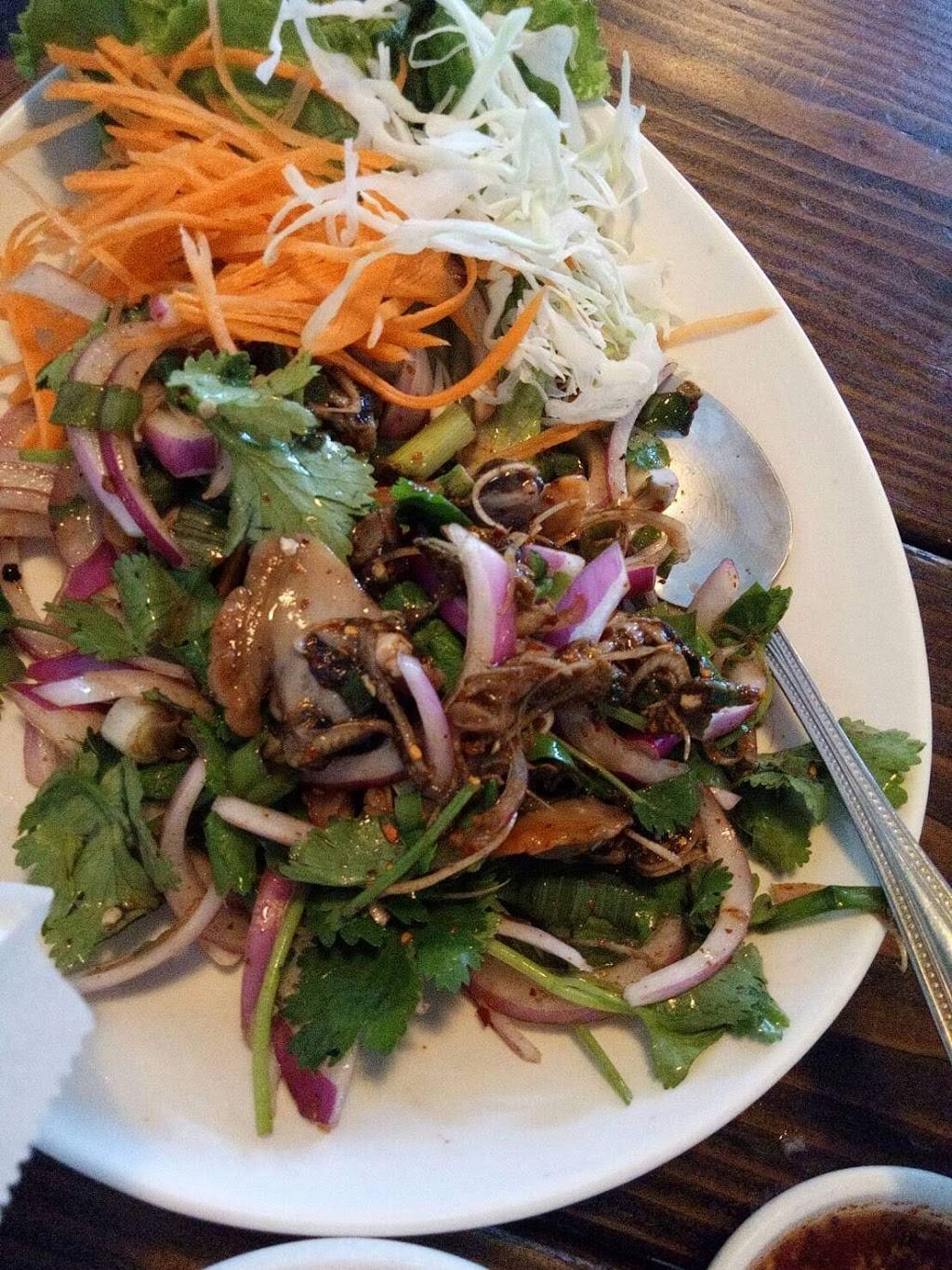 Pattaya Bay | restaurant | 1727 N Vermont Ave #105, Los Angeles, CA 90027, USA | 3236660880 OR +1 323-666-0880