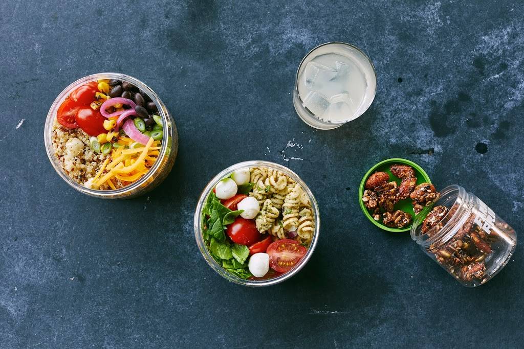 Farmers Fridge | restaurant | 8111 S Emerson Ave, Indianapolis, IN 46237, USA | 3122290099 OR +1 312-229-0099