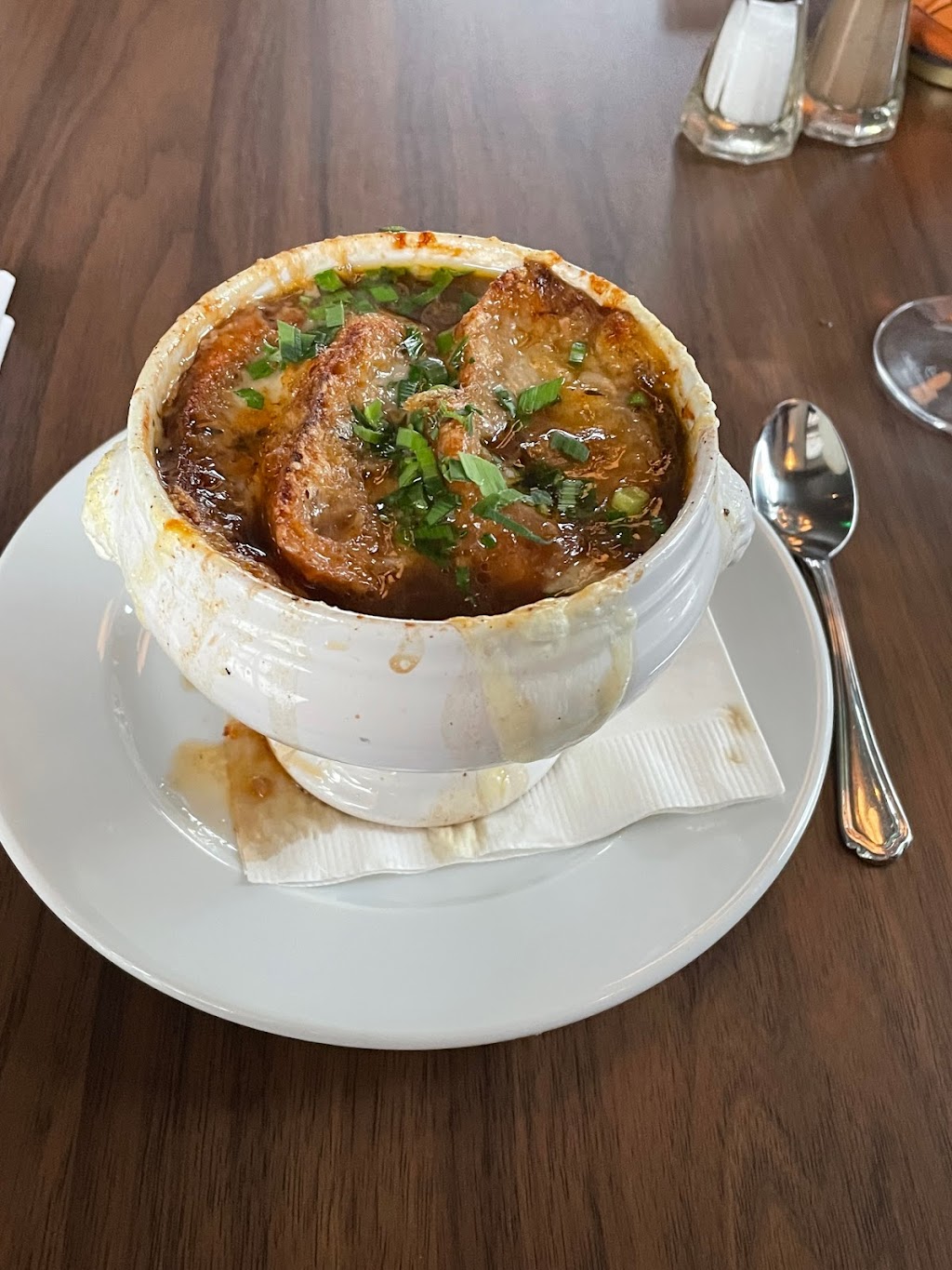 Petite Left Bank | restaurant | 1696 Tiburon Blvd, Tiburon, CA 94920, USA | 4159101010 OR +1 415-910-1010