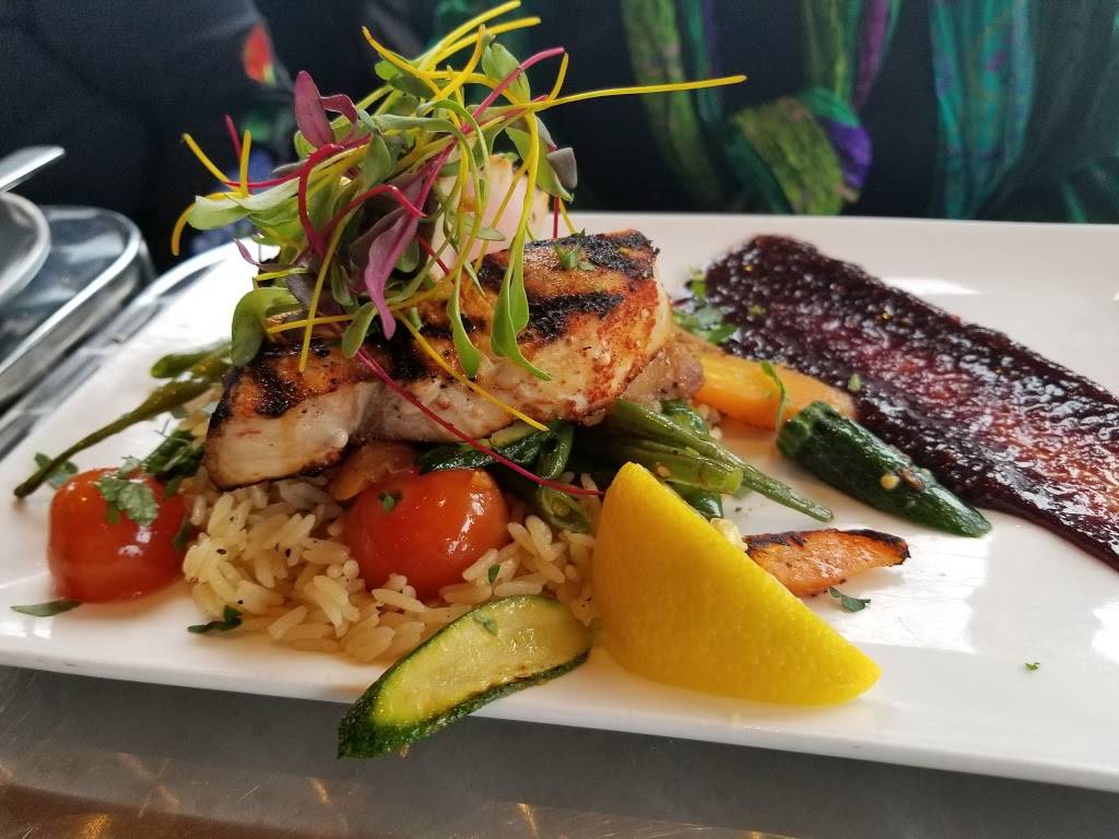 Le Shack Du Pêcheur La Prairie | restaurant | 1119 Boulevard Taschereau, La Prairie, QC J5R 1W9, Canada | 4509073558 OR +1 450-907-3558