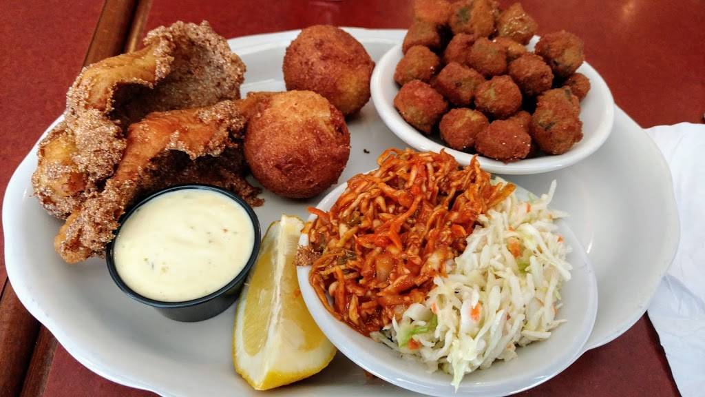 Bobby Qs | restaurant | 428 E Broad St, Cookeville, TN 38501, USA | 9315261024 OR +1 931-526-1024