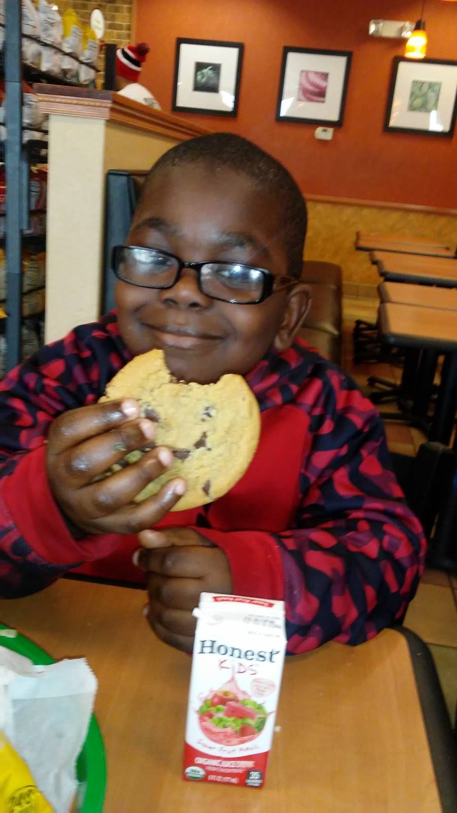 Subway | restaurant | 8104 National Turnpike, Louisville, KY 40214, USA | 5023639045 OR +1 502-363-9045