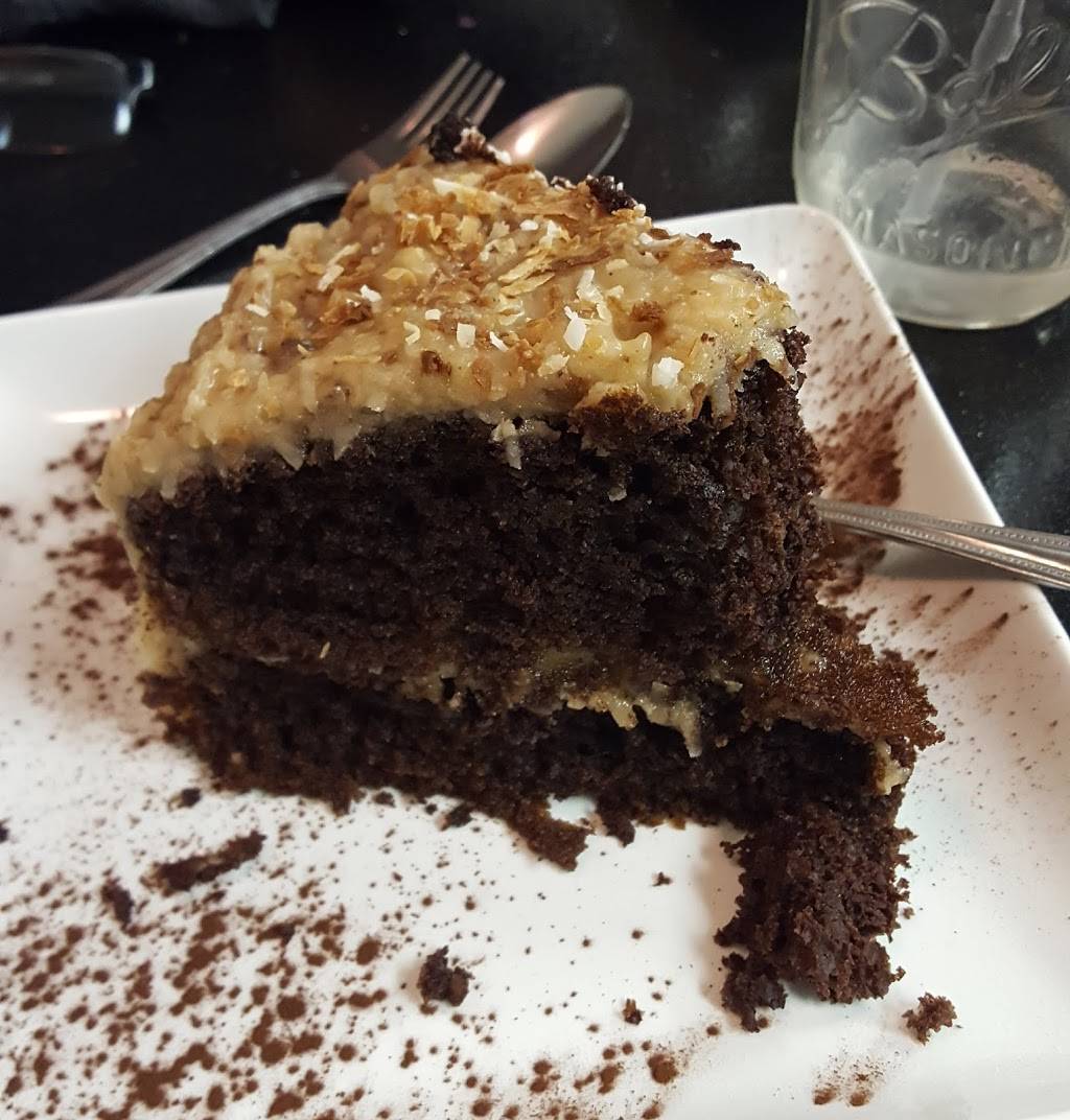 Izzy Bellas Foodz Inc. | restaurant | 666 Saratoga Rd, Gansevoort, NY 12831, USA | 5184302626 OR +1 518-430-2626