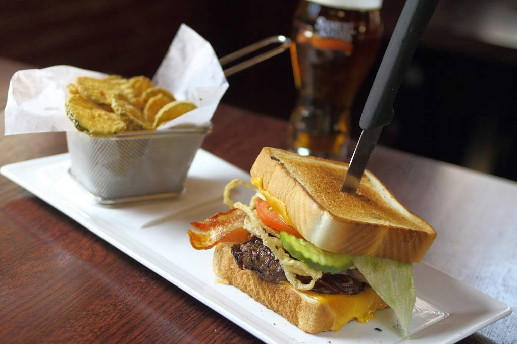 Dillons | restaurant | 955 Boylston St, Boston, MA 02115, USA | 6174211818 OR +1 617-421-1818