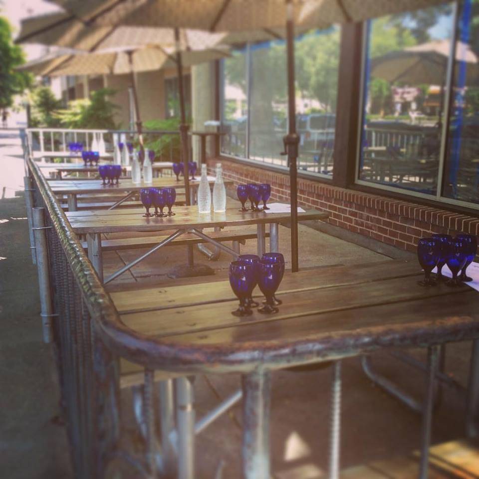 Alaro Craft Brewery | restaurant | 2004 Capitol Ave, Sacramento, CA 95811, USA | 9164367711 OR +1 916-436-7711