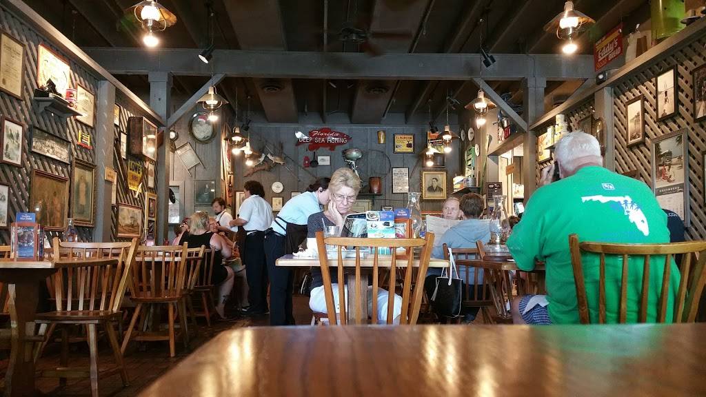 Cracker Barrel Old Country Store | restaurant | 2151 54th Ave N, St. Petersburg, FL 33714, USA | 7275260031 OR +1 727-526-0031