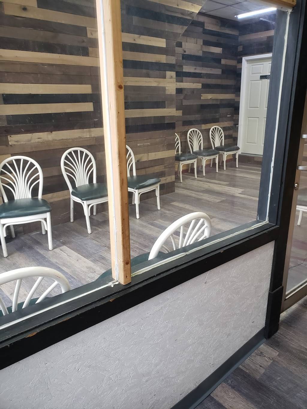 Louisiana Fish and Chicken | restaurant | 3354 S Jefferson Ave, St. Louis, MO 63118, USA | 3146800000 OR +1 314-680-0000