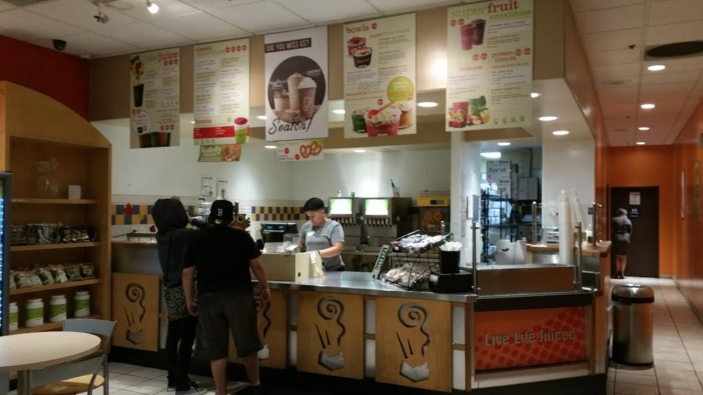 Juice It Up! | restaurant | Dunia Plaza, 14329 Bear Valley Rd #4, Victorville, CA 92392, USA | 7609483948 OR +1 760-948-3948