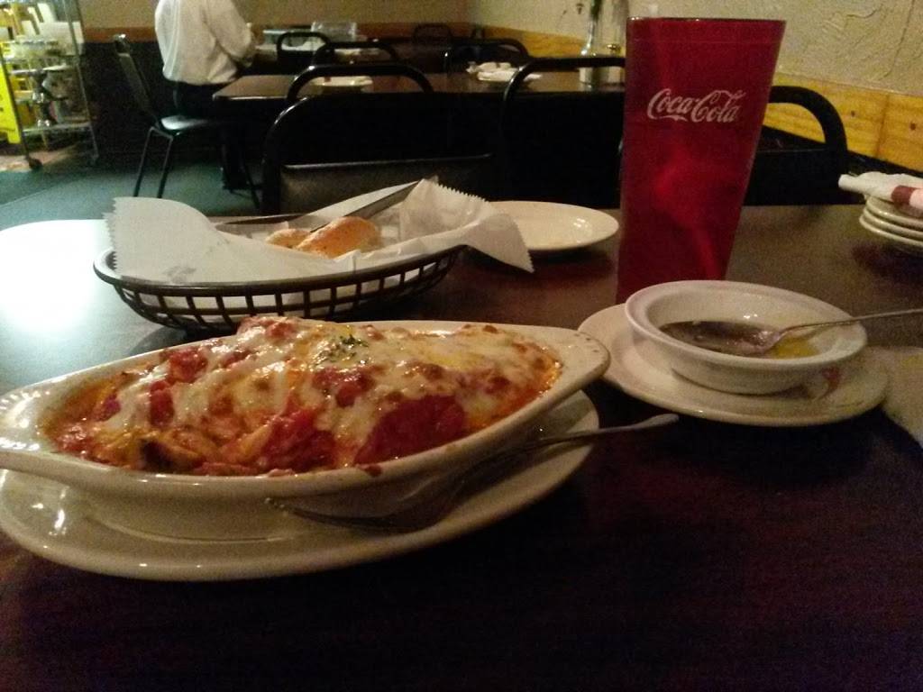 Bellas Italian Restaurant | restaurant | 1308 E Wise St, Bowie, TX 76230, USA | 9408723997 OR +1 940-872-3997