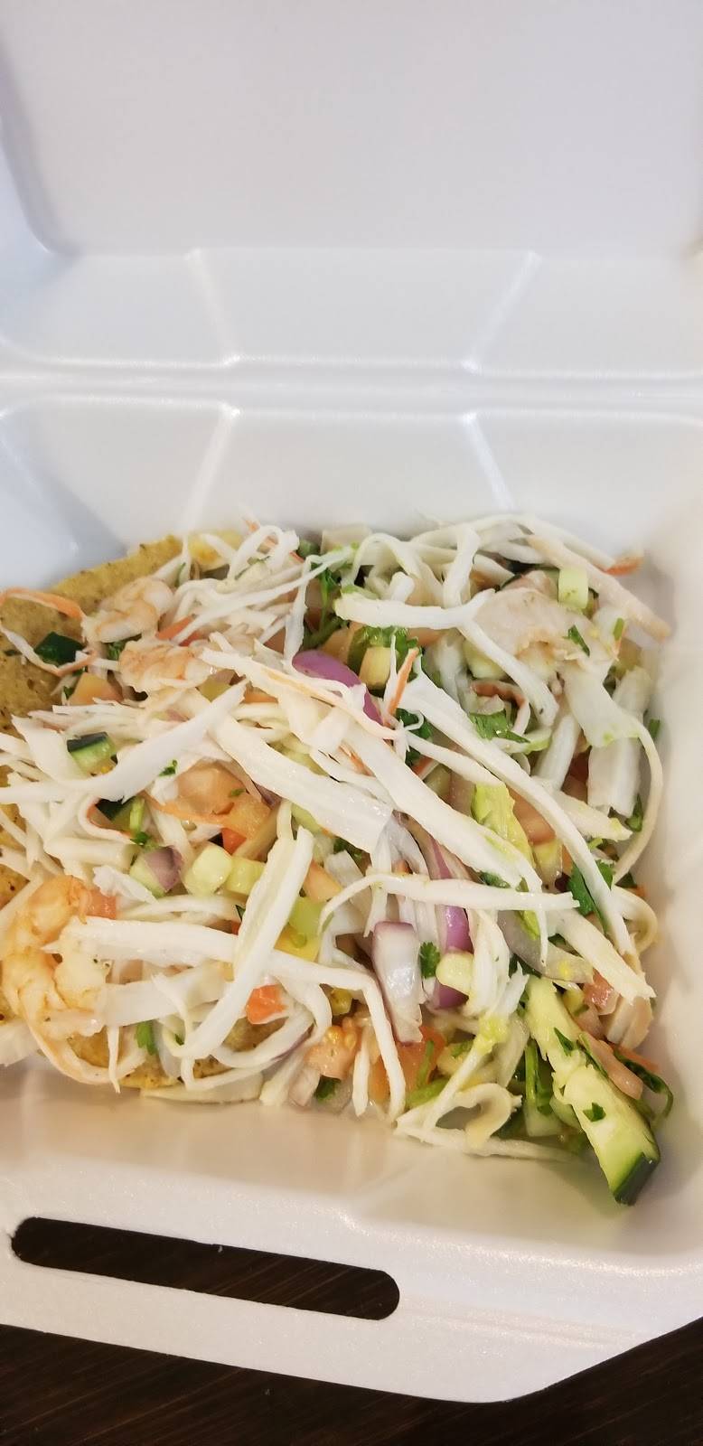 Mariscos El Kora De Nayarit | restaurant | 4863 Huntington Dr N, Los Angeles, CA 90032, USA | 3232233322 OR +1 323-223-3322