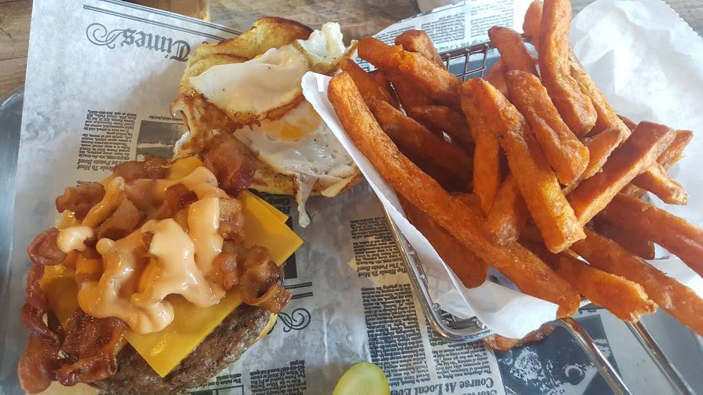 RC Dugans Craft Beer & Wing House | night club | 2314 Hempstead Turnpike, East Meadow, NY 11554, USA | 5165200325 OR +1 516-520-0325