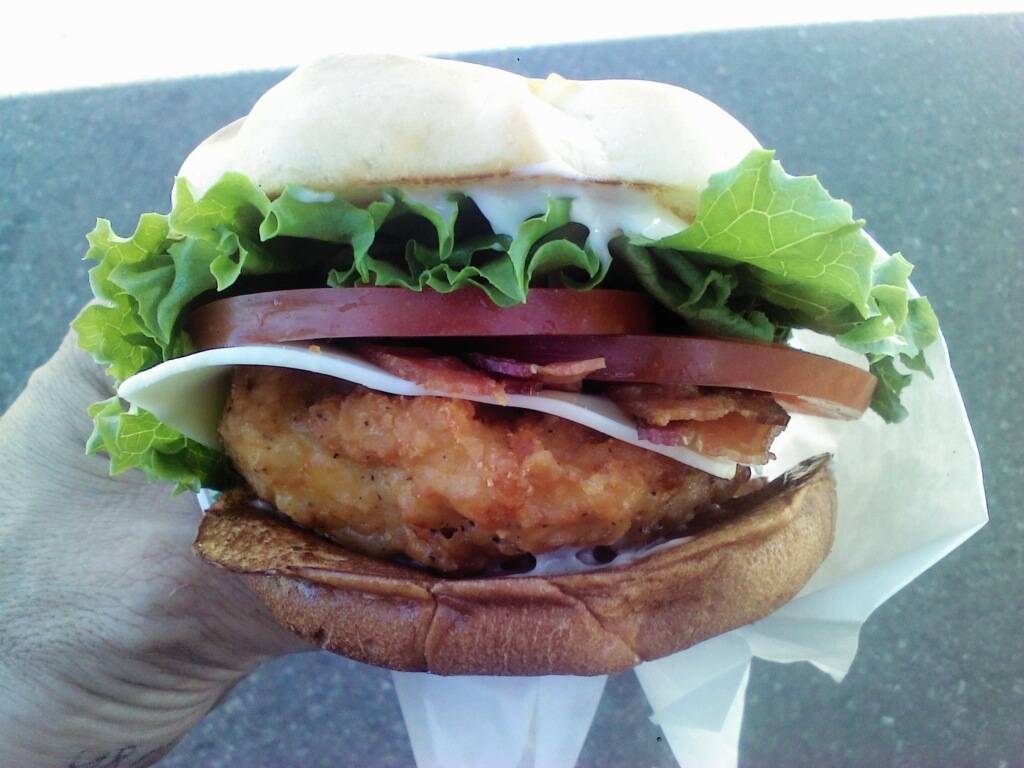 Jack in the Box | restaurant | 1125 N 51st Ave, Phoenix, AZ 85043, USA | 6024422155 OR +1 602-442-2155