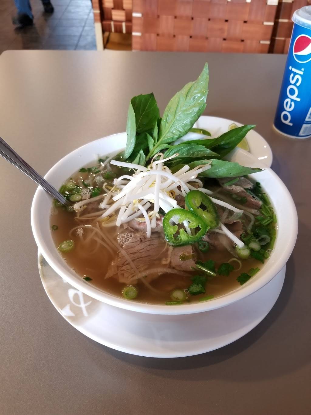 PHO 5UP | restaurant | 2625 Riva Rd D, Annapolis, MD 21401, USA | 4102246000 OR +1 410-224-6000