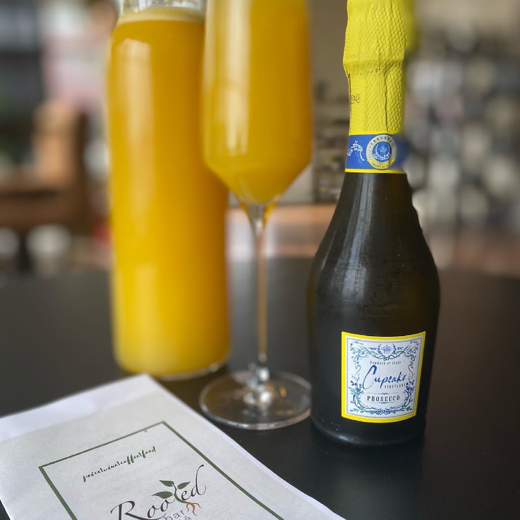 DiPrinzios Kitchen & Cocktails | restaurant | 428 Riverside Dr Suite 1, Clayton, NY 13624, USA | 3152855215 OR +1 315-285-5215