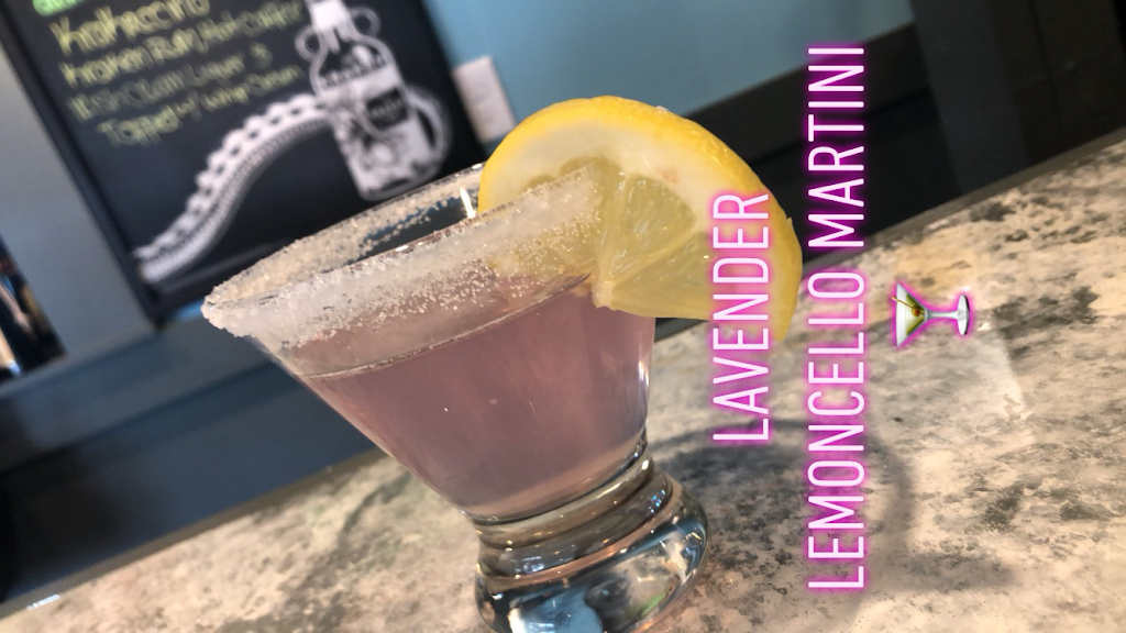 Little Anthonys Seafood Emprm | restaurant | 678 Spring St, Winchendon, MA 01475, USA | 9782972669 OR +1 978-297-2669