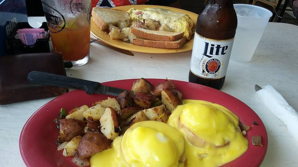 South Beach Bar & Grille | restaurant | 14705 Gulf Blvd, Madeira Beach, FL 33708, USA | 7279543402 OR +1 727-954-3402