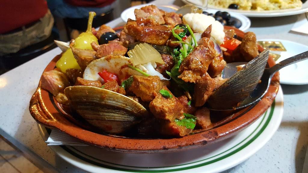 Portugalia | restaurant | 280 Ferry St, Newark, NJ 07105, USA | 9734650696 OR +1 973-465-0696