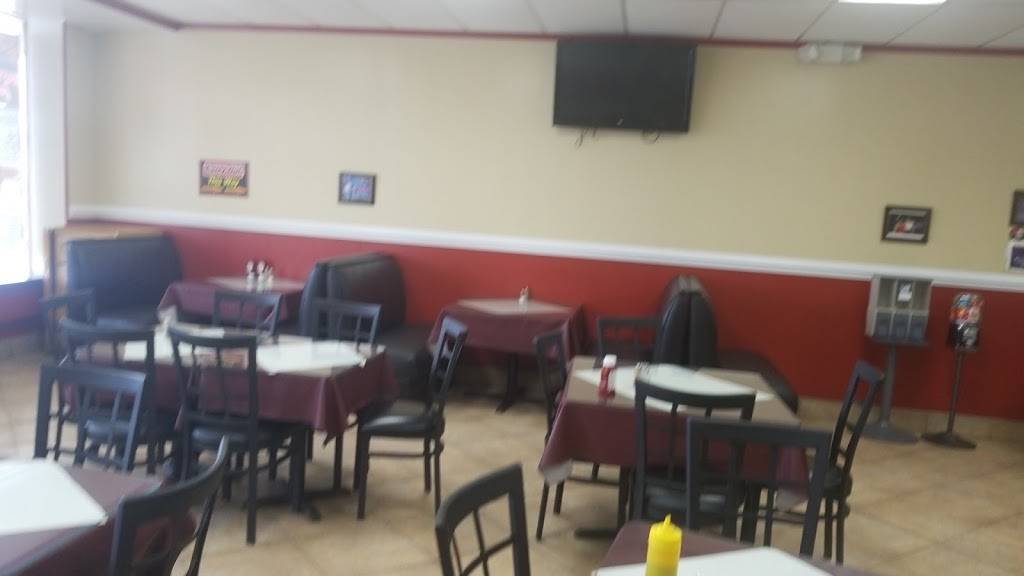 Leons Barbeque | restaurant | 9448 Lanham Severn Rd, Lanham, MD 20706, USA | 3015771322 OR +1 301-577-1322